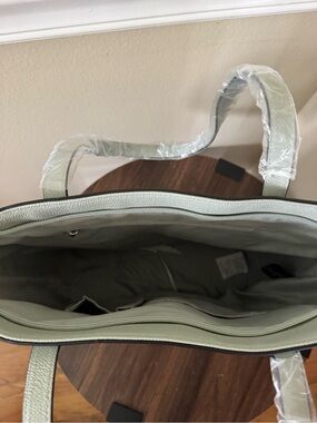 Light Sage Tote Bag - Women’s Everyday Carry Izod Pebbled Large Tote
